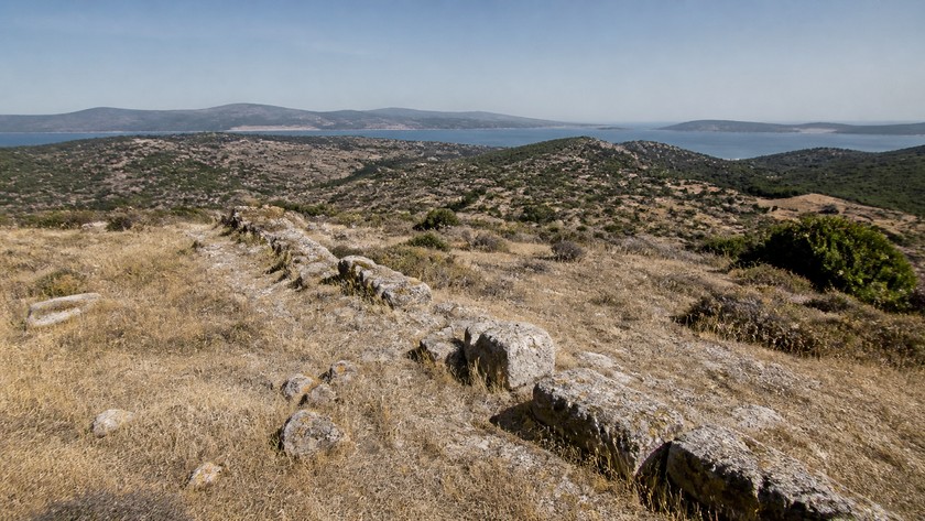 Gryneion Antik Kenti Rehberi: Aliağa'da Apollon Kutsal Alanı ve Tarih Notları