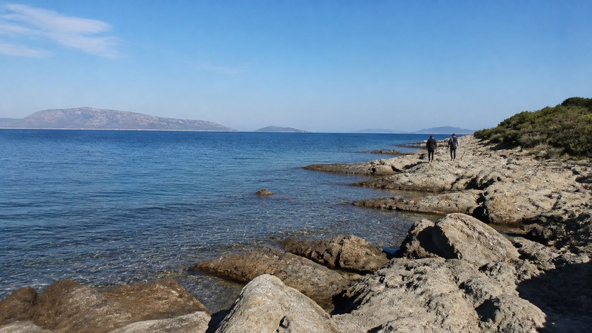 Kuyucak Plajı kıyısı